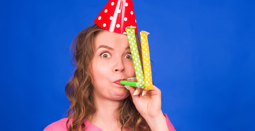 Projeto de Lei propõe incluir folga no aniversário entre ausências remuneradas da CLT Projeto de Lei propõe incluir folga no aniversário entre ausências remuneradas da CLT