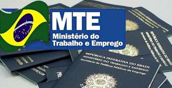 Bolsonaro estuda fim do Ministério do Trabalho; atribuições migrariam de pastas