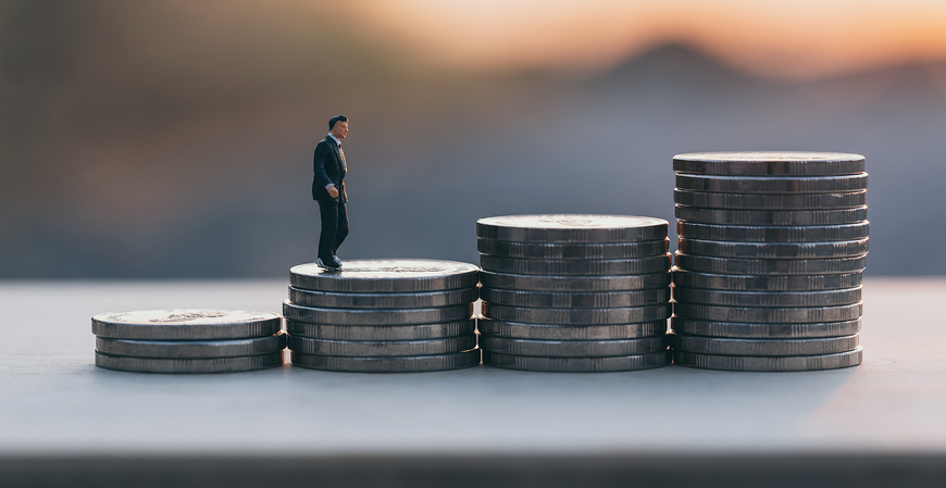 Fim da escala 6x1: relator quer retirar limite de jornada para trabalhadores CLT com salário acima de R$ 16 mil