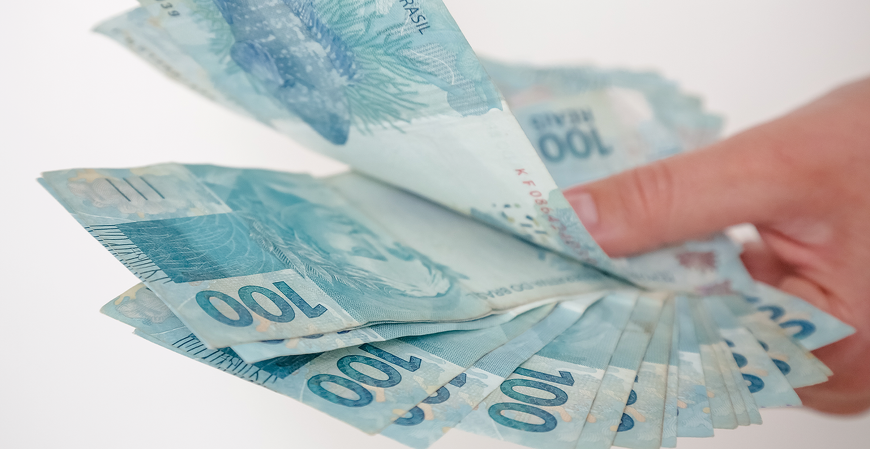 Abono salarial 2026: novo lote paga nascidos em março e abril nesta quarta-feira (15)