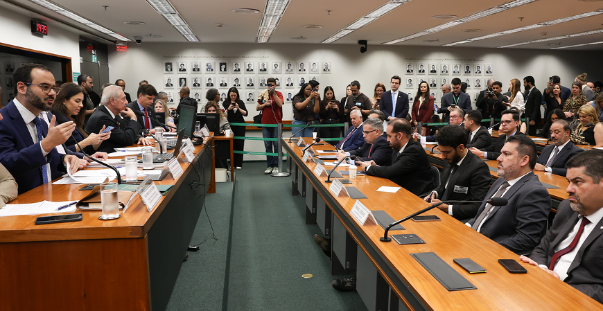 CNC defende atualização do Simples Nacional e alerta para avanço da informalidade