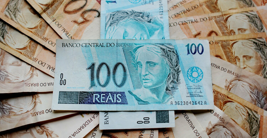 O que acontece com os créditos de PIS/Cofins acumulados na transição para CBS e IBS?