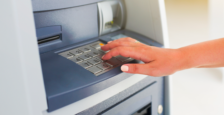 Governo avalia saque de até 20% do FGTS para pagamento de dívidas