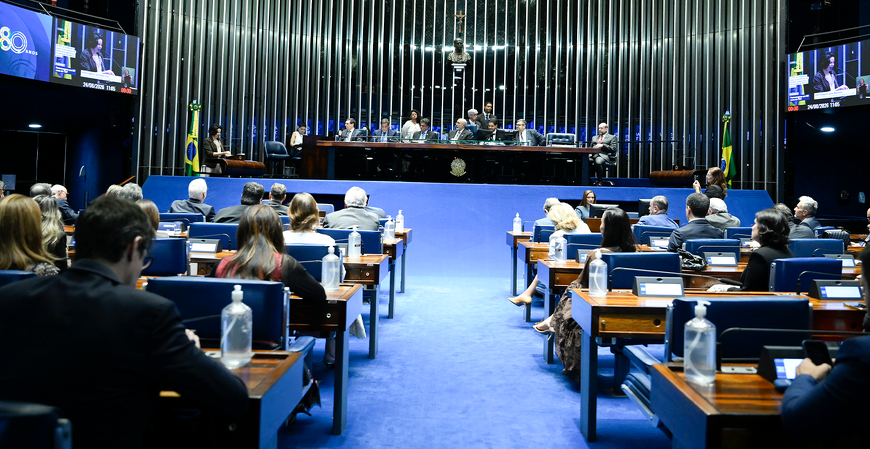 Fim da escala 6x1 avança no Senado com parecer favorável; veja o que pode mudar