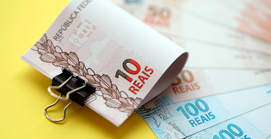 Governo reduz projeção do salário mínimo de 2026 e reajuste será menor do que em 2025