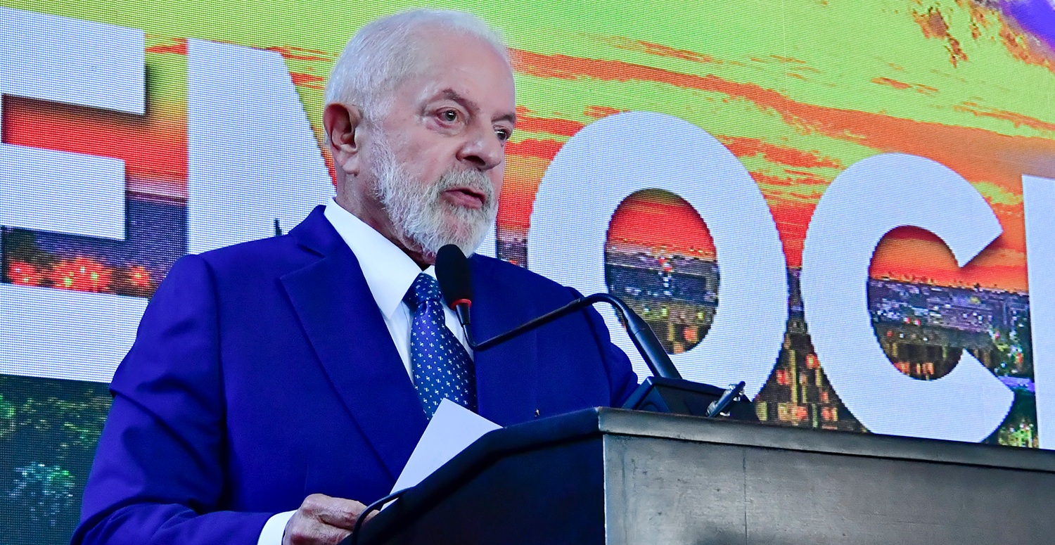  Lula nega cobrança de IR para quem recebe até dois salários mínimos
