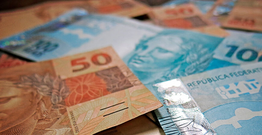 Dieese: salário mínimo ideal sobe para R$ 5.351,11 em maio