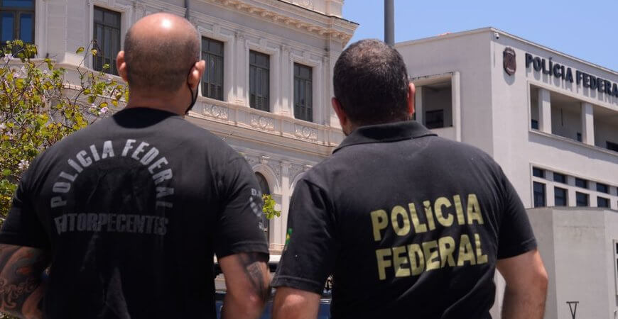 Auxílio Emergencial: PF prende três acusados por 5 mil fraudes envolvendo benefícios