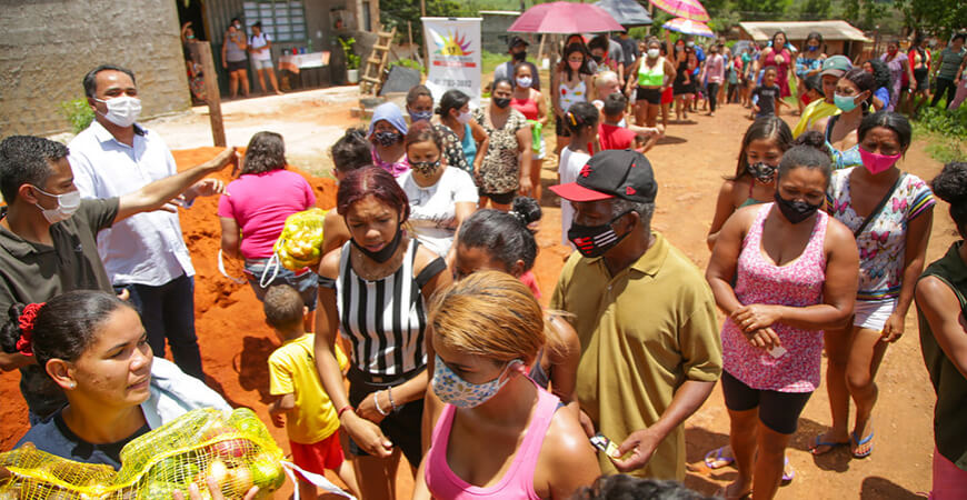 Auxílio Brasil: novas famílias são incluídas e governo afirma manter fila do programa zerada