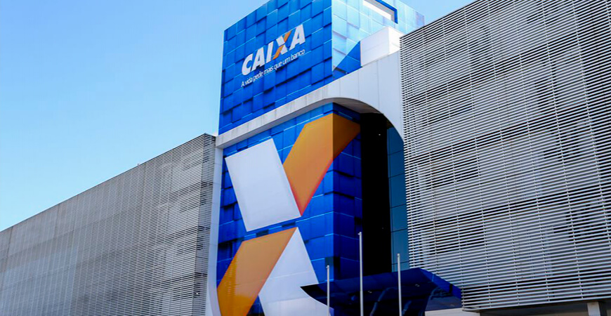 Mais de 1,5 milhão de brasileiros solicitaram microcrédito da Caixa