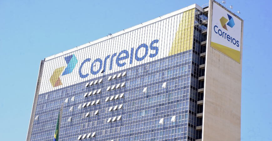 Após lucro recorde, Correios faz novo acordo coletivo