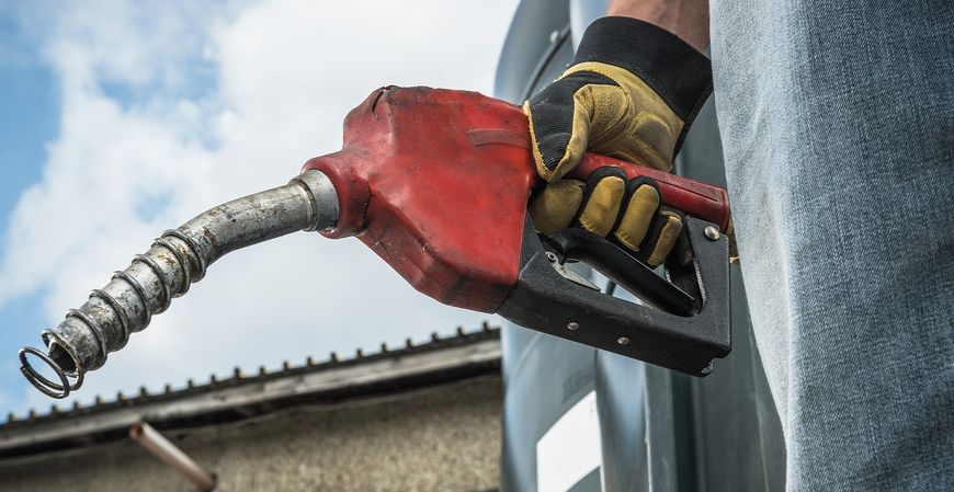 Operação Poço de Lobato mira esquema bilionário de sonegação no setor de combustíveis