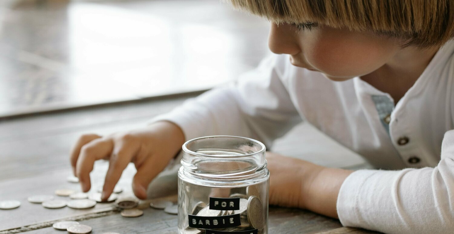 Educação financeira infantil: como ensinar e preparar para o futuro