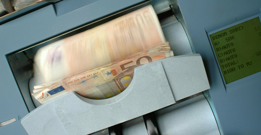 Brasileiros que trabalharam nos EUA podem receber aposentadoria americana mesmo morando no Brasil