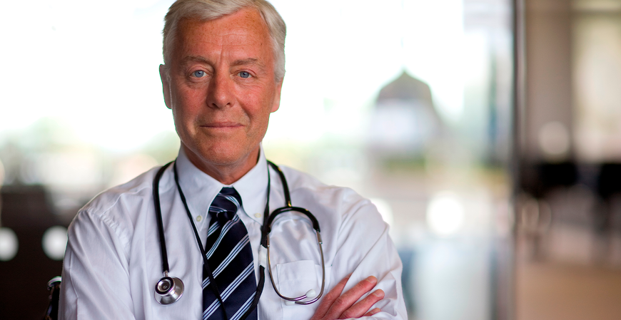 Receita Saúde: profissionais podem emitir recibos de 2025 até fevereiro de 2026