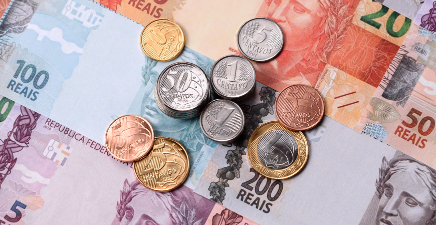 Receita Federal reduz autuações fiscais em 2025, mas mantém R$ 221 bilhões em cobranças