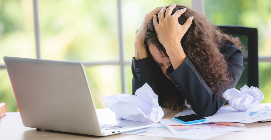 Riscos psicossociais no trabalho geram 5 mil ações na justiça e nova NR-1 impulsiona fiscalização