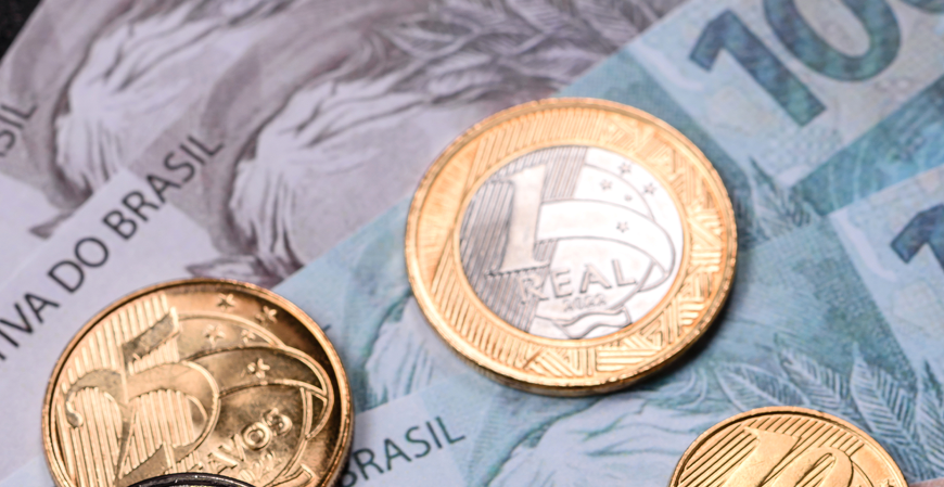 Salário mínimo de R$ 1.741 em 2027 pode elevar despesas da União