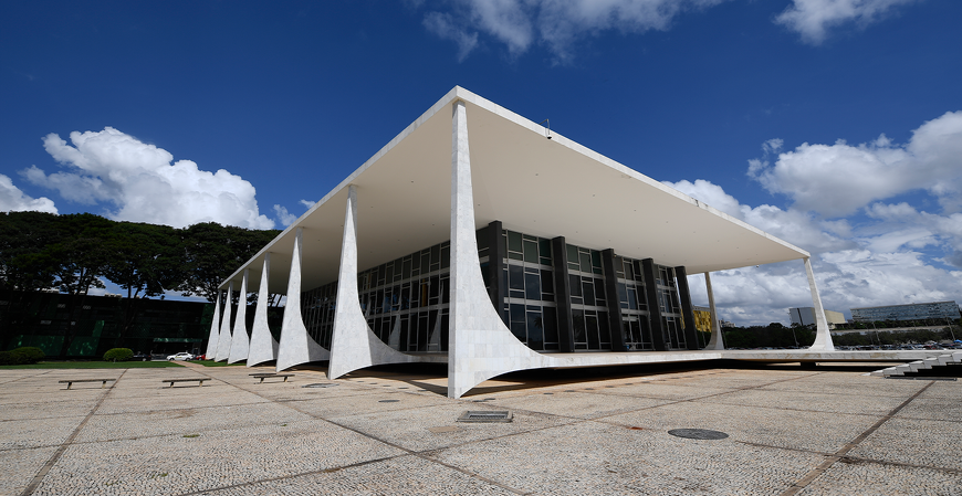 STF forma maioria e suspende multas da NR-1 por 90 dias no país